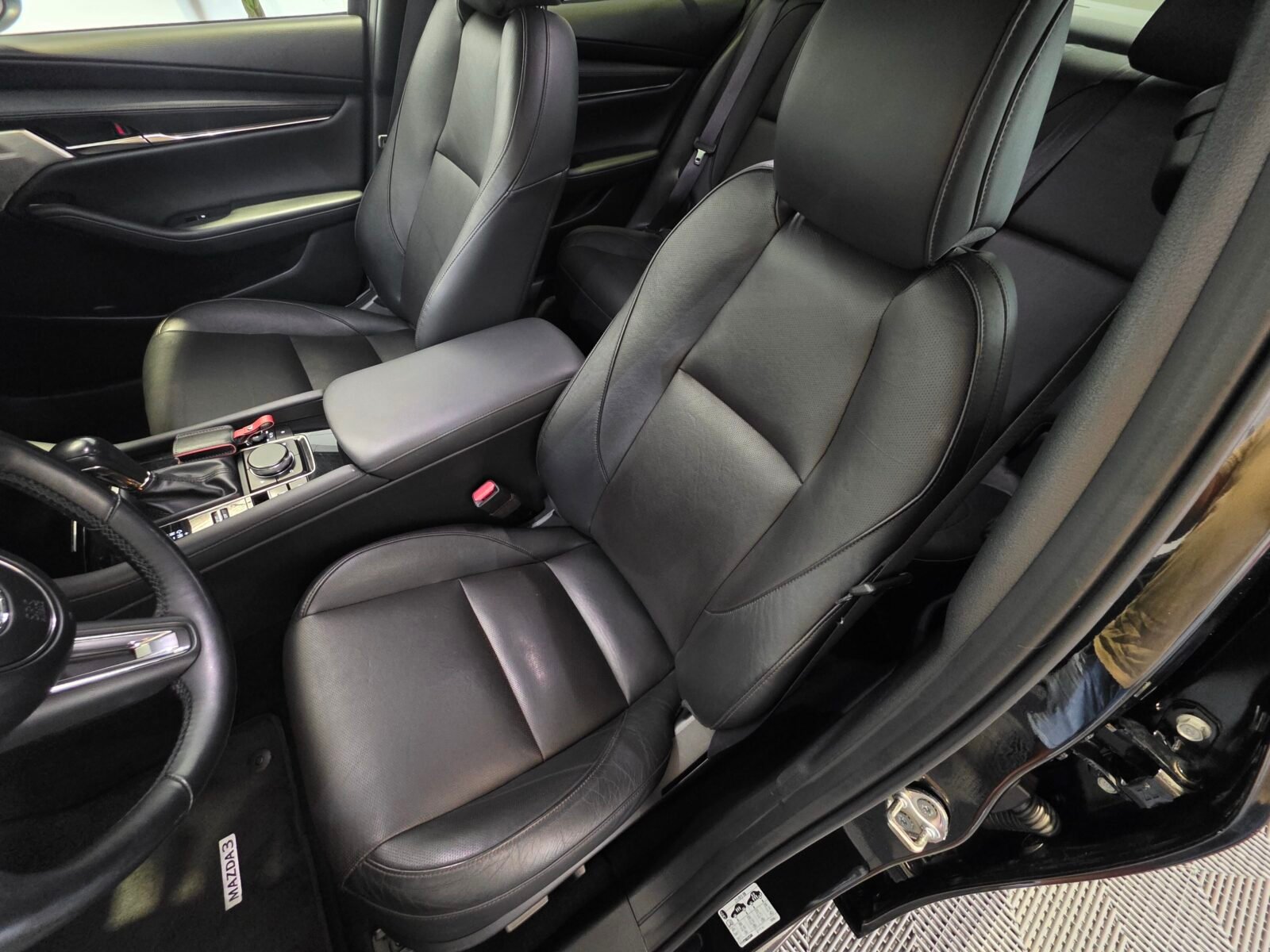 MAZDA Mazda 3 2.0 SKYACTIVX ZENITH AT