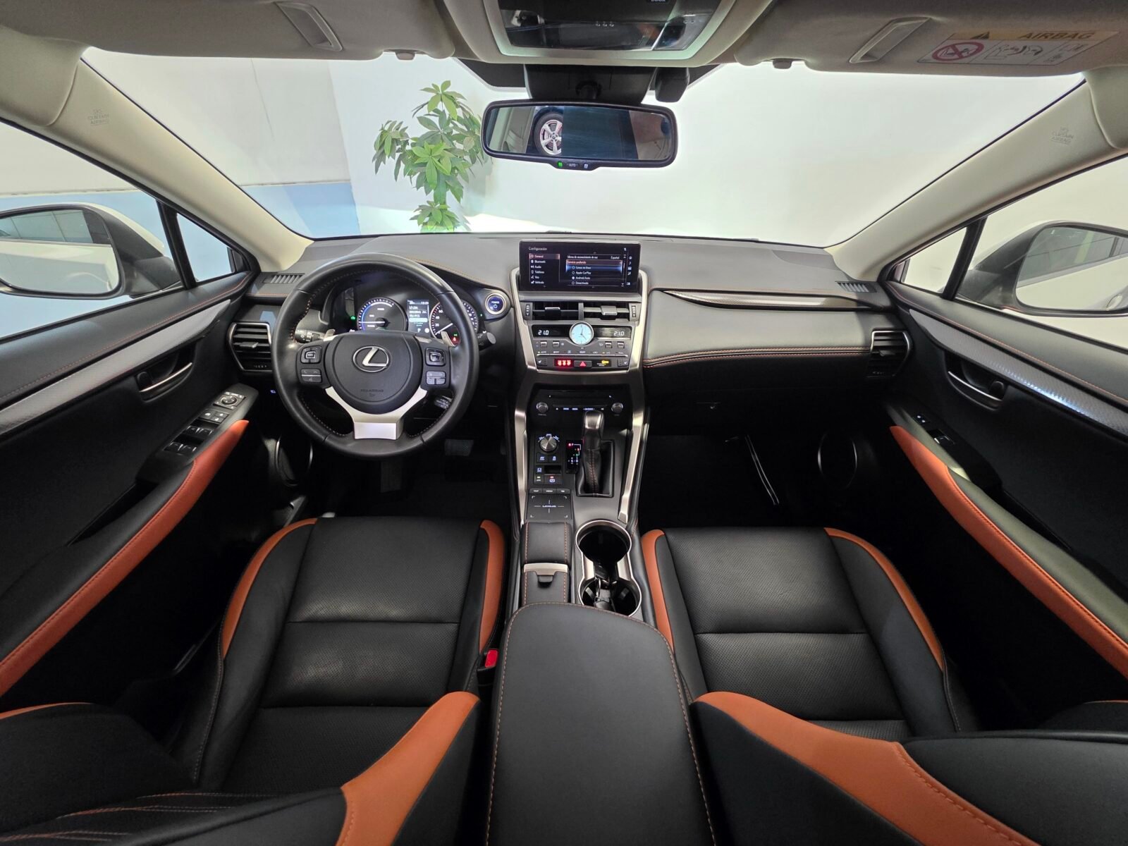LEXUS NX 2.5 300h Executive Navigation 4WD