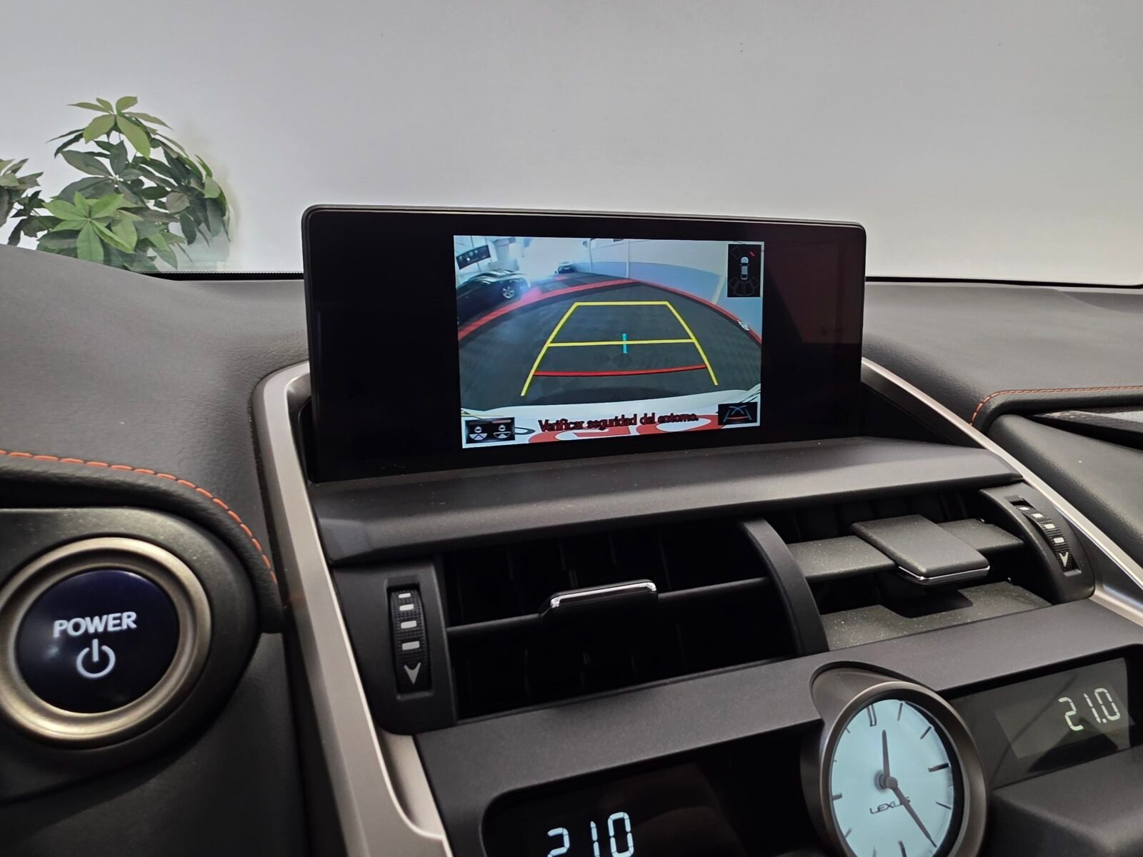 LEXUS NX 2.5 300h Executive Navigation 4WD