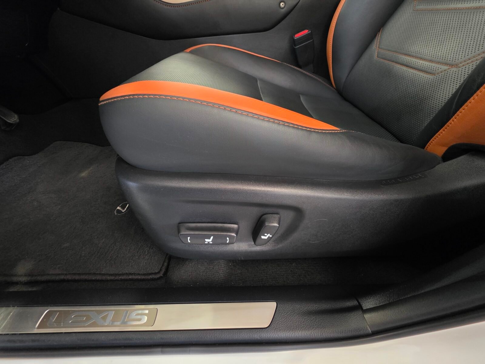 LEXUS NX 2.5 300h Executive Navigation 4WD