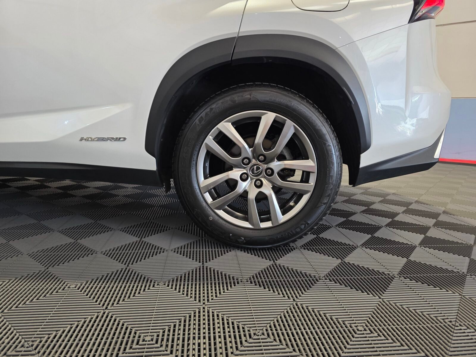 LEXUS NX 2.5 300h Executive Navigation 4WD