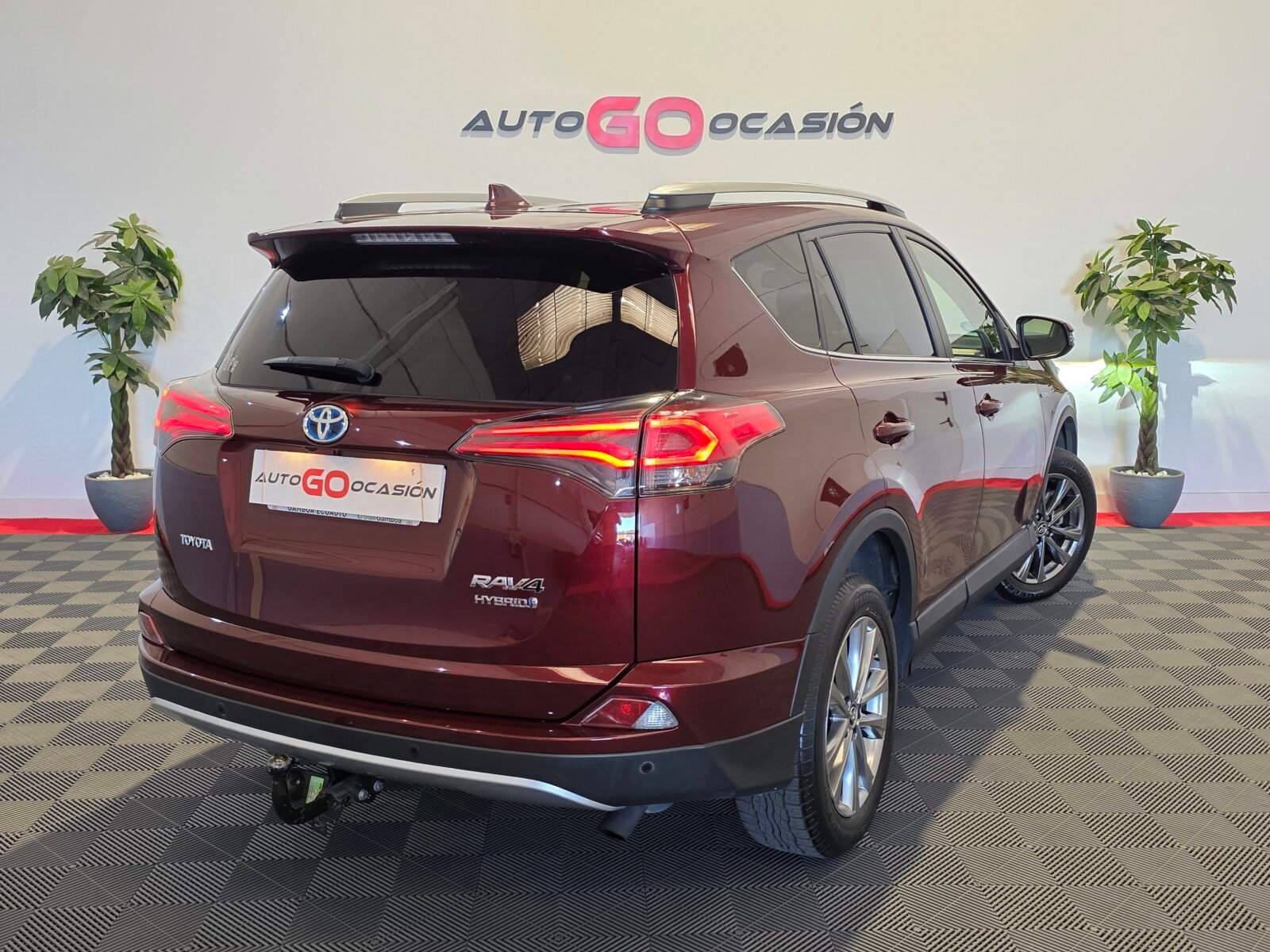 TOYOTA RAV4 2.5l hybrid 2WD Advance Pack Drive