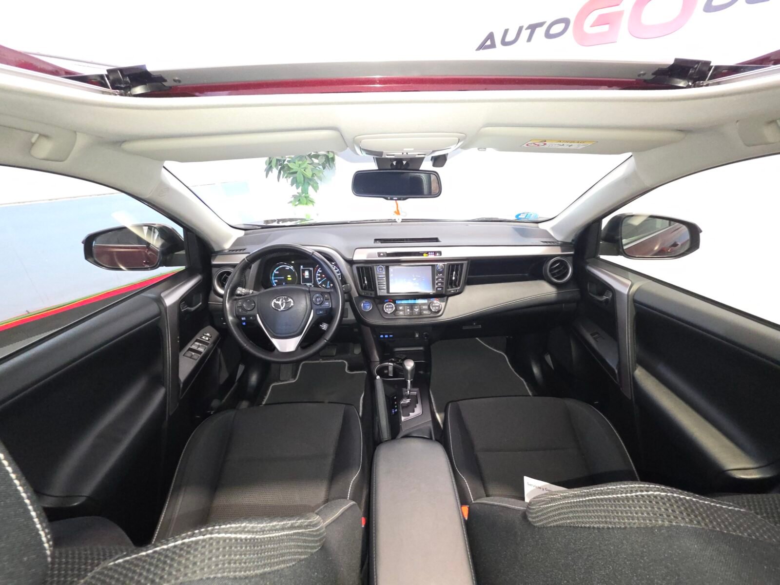 TOYOTA RAV4 2.5l hybrid 2WD Advance Pack Drive