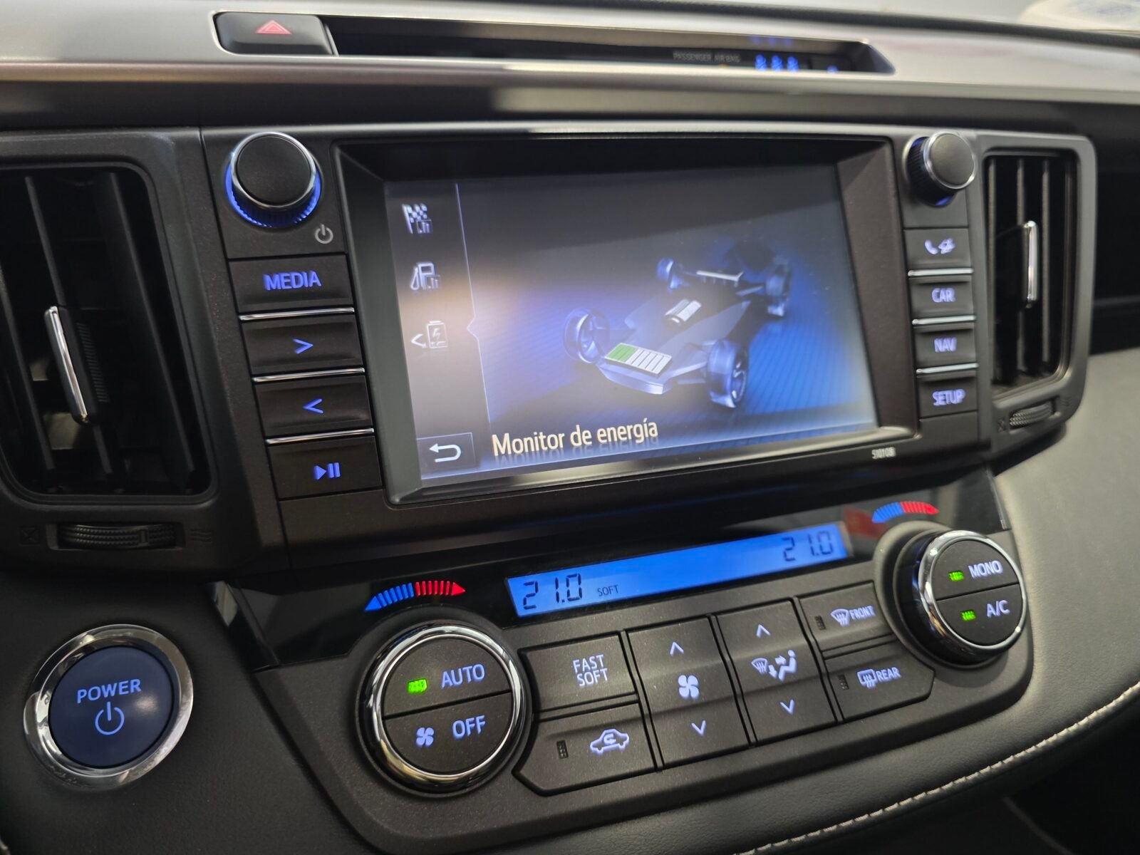 TOYOTA RAV4 2.5l hybrid 2WD Advance Pack Drive