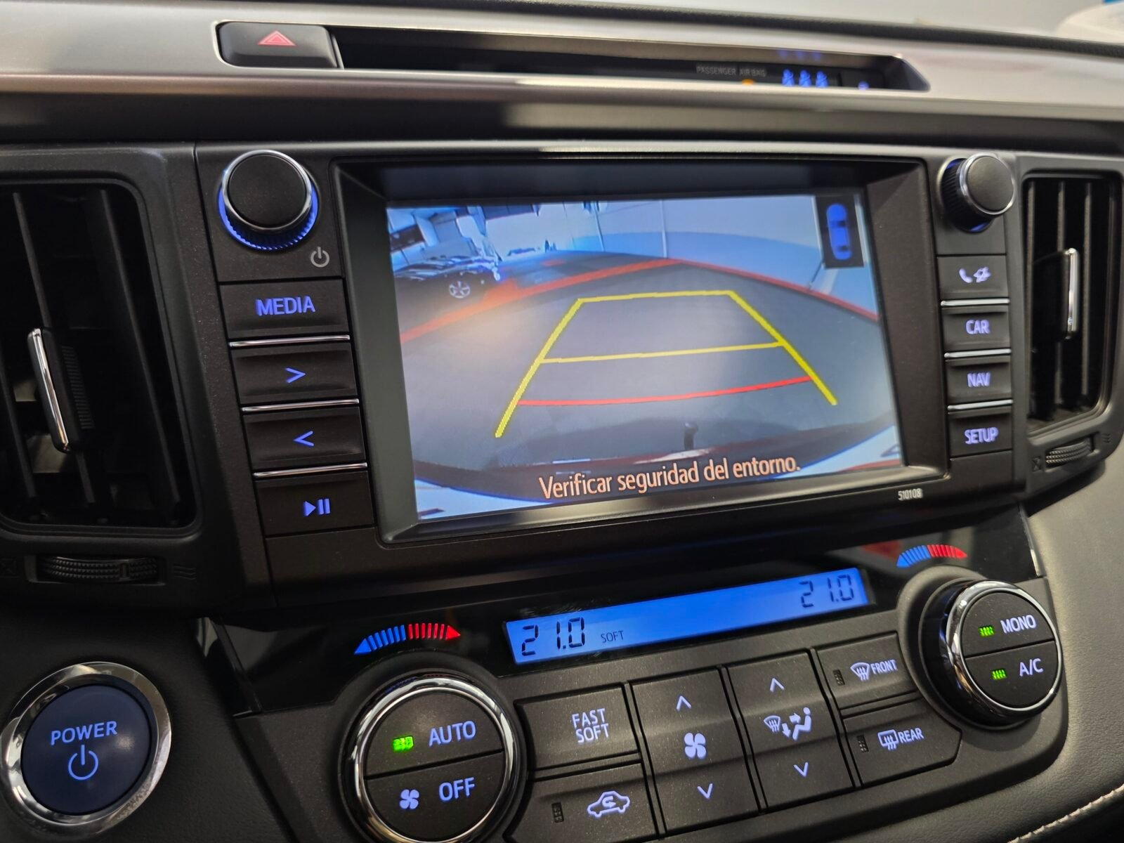 TOYOTA RAV4 2.5l hybrid 2WD Advance Pack Drive