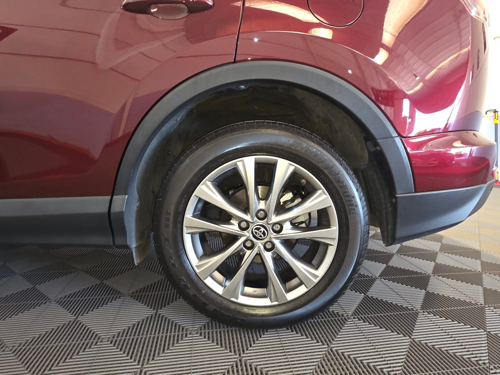 TOYOTA RAV4 2.5l hybrid 2WD Advance Pack Drive